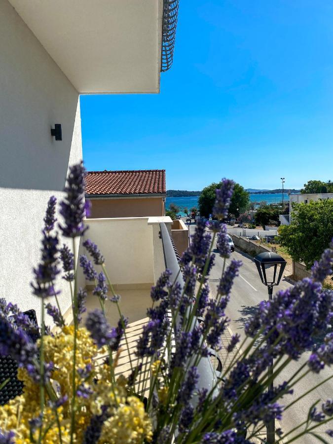 Apartments Dalmatino Vodice Exterior foto