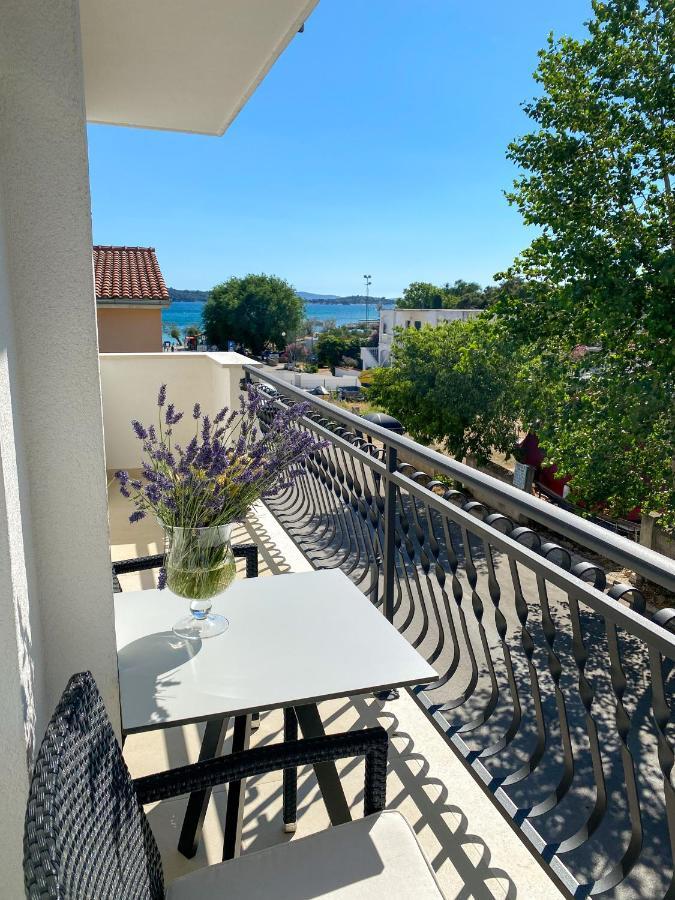 Apartments Dalmatino Vodice Exterior foto