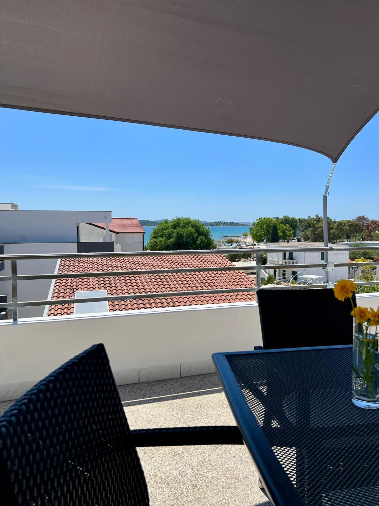 Apartments Dalmatino Vodice Exterior foto